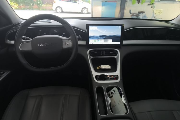 Used Geely Galaxy Geome 2025 310km Youth Edition Center Console