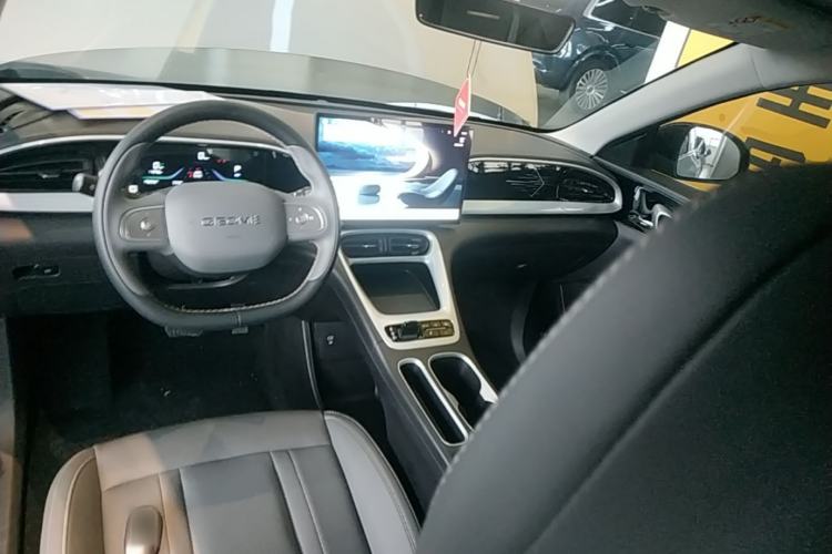 Used Geely Galaxy Geome 2025 310km Dream Edition Center Console
