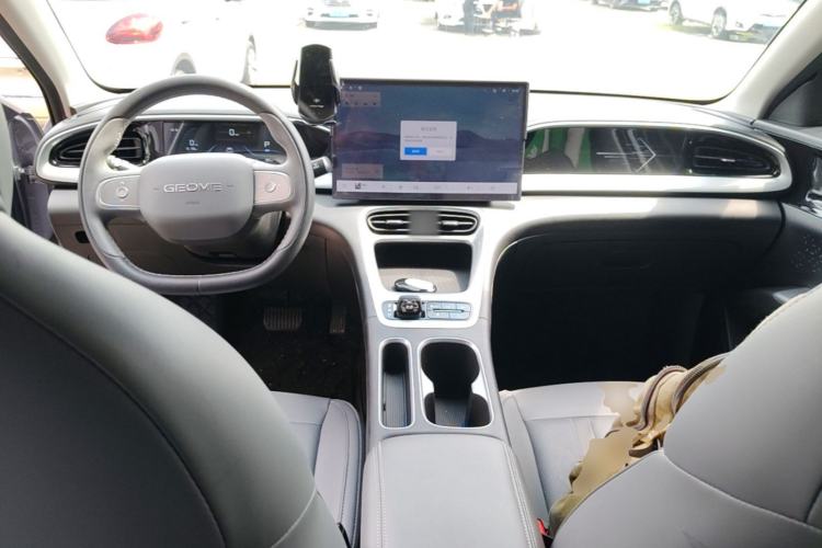 Used Geely Galaxy Geome 2025 310km Dream Edition Center Console
