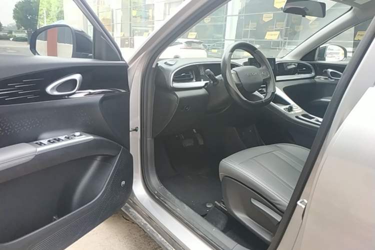 Used Geely Galaxy Geome 2025 310km Youth Edition Driver Seat