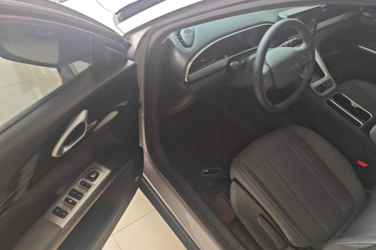 Used Geely Galaxy Geome 2025 310km Youth Edition Driver Seat