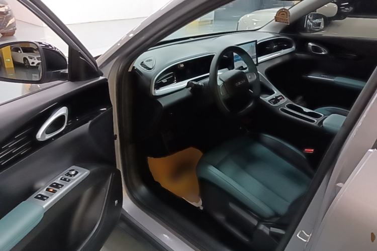 Used Geely Galaxy Geome 2025 410 km Free Version Driver Seat