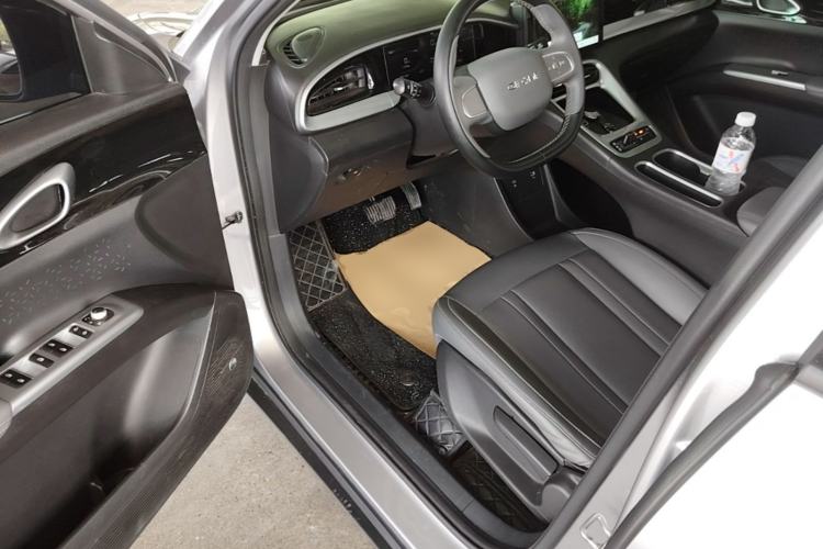 Used Geely Galaxy Geome 2025 310km Youth Edition Driver Seat