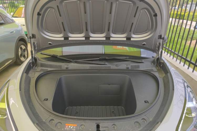 Used Geely Galaxy Geome 2025 310km Youth Edition Engine Bay