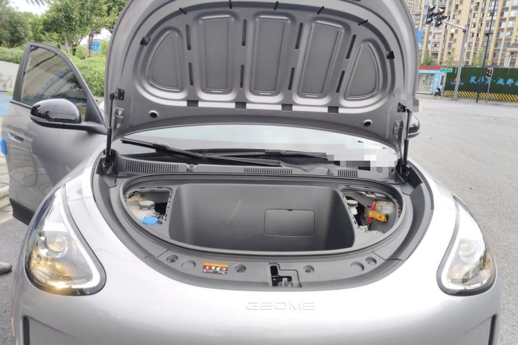 Used Geely Galaxy Geome 2025 410 km Free Version Engine Bay
