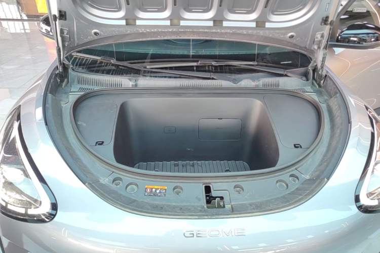 Used Geely Galaxy Geome 2025 UP 410km Exploration Edition Engine Bay