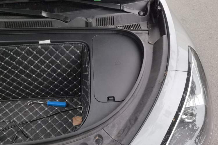 Used Geely Galaxy Geome 2025 310km Youth Edition Engine Bay Left