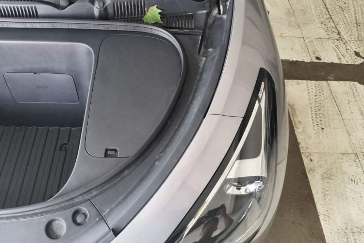 Used Geely Galaxy Geome 2025 310km Youth Edition Engine Bay Left