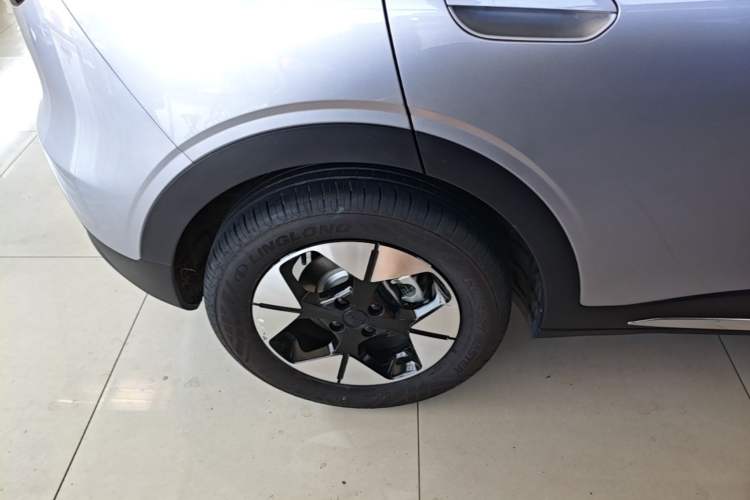 Used Geely Galaxy Geome 2025 UP 410km Exploration+ Edition Exterior 5