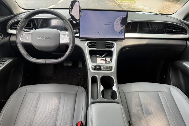 Used Geely Galaxy Geome 2025 310km Dream Edition Exterior 5