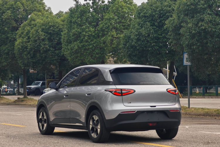 Used Geely Galaxy Geome 2025 310km Dream Edition Exterior 6