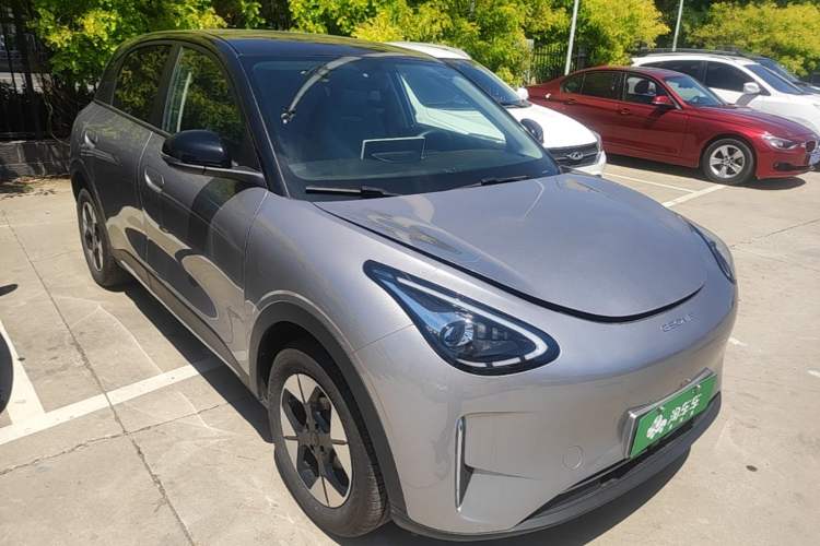 Used Geely Galaxy Geome 2025 UP 410km Exploration Edition Front Right 45 Deg