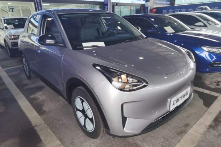 Used Geely Galaxy Geome 2025 310km Youth Edition Front Right 45 Deg