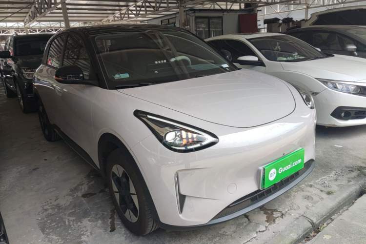Used Geely Galaxy Geome 2025 310km Dream Edition Front Right 45 Deg
