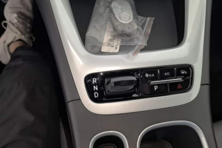 Used Geely Galaxy Geome 2025 310km Youth Edition Gear Lever