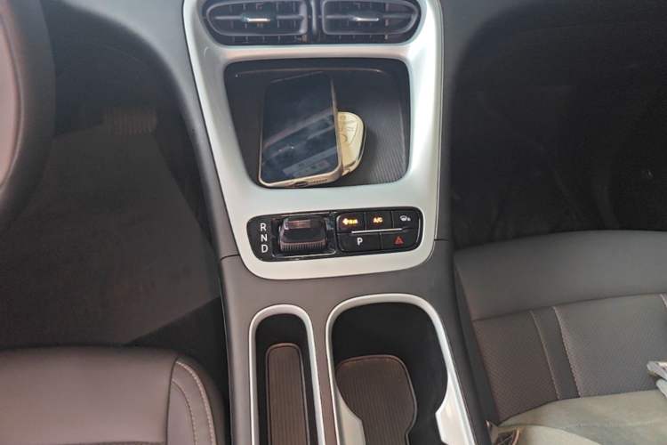 Used Geely Galaxy Geome 2025 310km Youth Edition Gear Lever