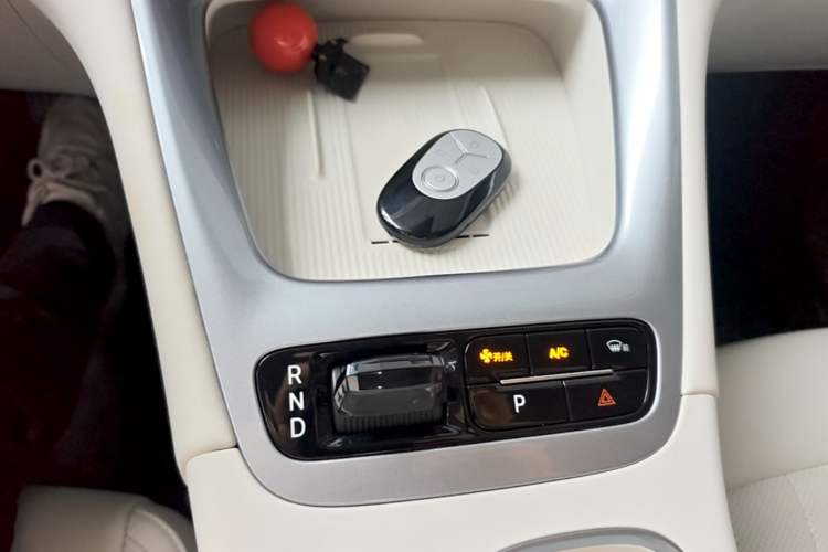 Used Geely Galaxy Geome 2025 UP 410km Exploration+ Edition Gear Lever