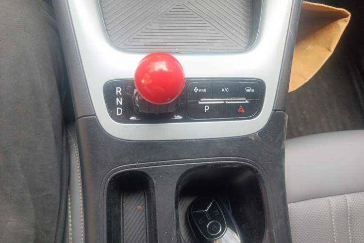 Used Geely Galaxy Geome 2025 UP 410km Exploration Edition Gear Lever