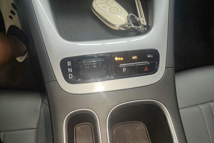 Used Geely Galaxy Geome 2025 310km Youth Edition Gear Lever