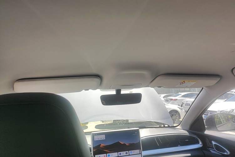 Used Geely Galaxy Geome 2025 UP 410km Exploration Edition Headliner