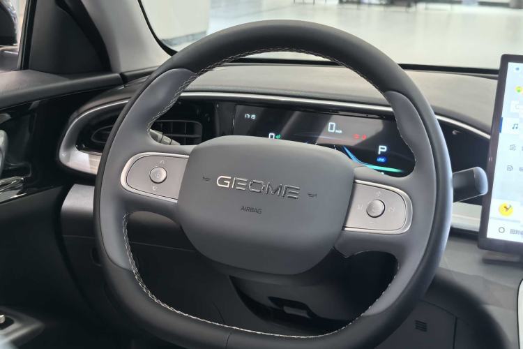 Used Geely Galaxy Geome 2025 310km Dream Edition Interior 3