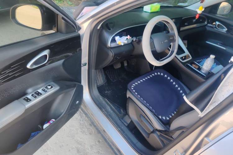 Used Geely Galaxy Geome 2025 310km Youth Edition Interior 3