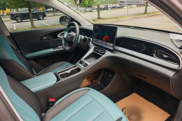 Used Geely Galaxy Geome 2025 310km Dream Edition Interior 4