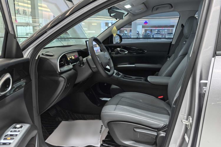 Used Geely Galaxy Geome 2025 310km Dream Edition Interior 5