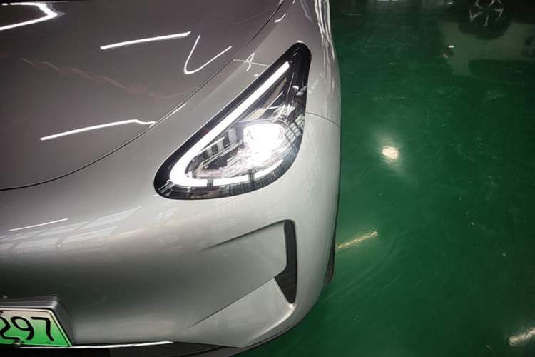 Used Geely Galaxy Geome 2025 410 km Free Version Left Front Headlight