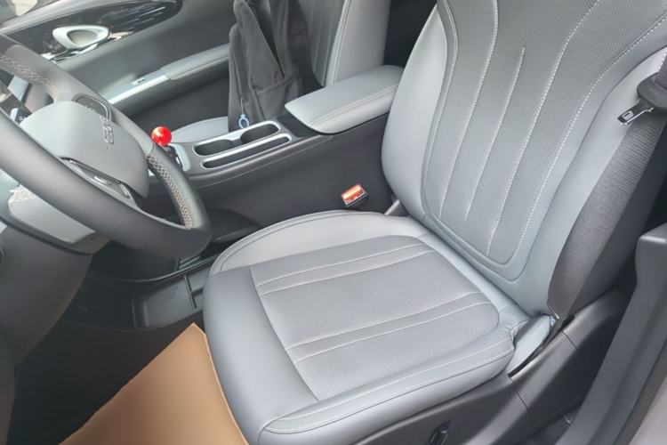 Used Geely Galaxy Geome 2025 UP 410km Exploration Edition Left Front Seat