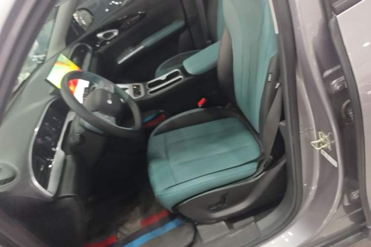 Used Geely Galaxy Geome 2025 UP 410km Exploration Edition Left Front Seat