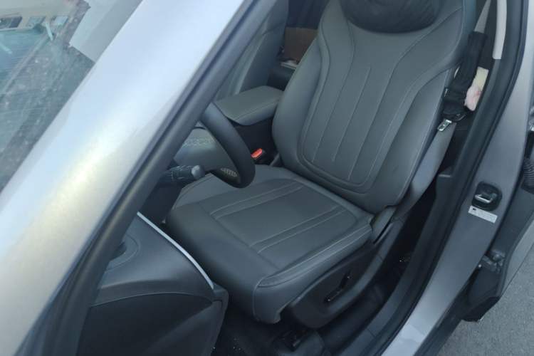 Used Geely Galaxy Geome 2025 310km Dream Edition Left Front Seat