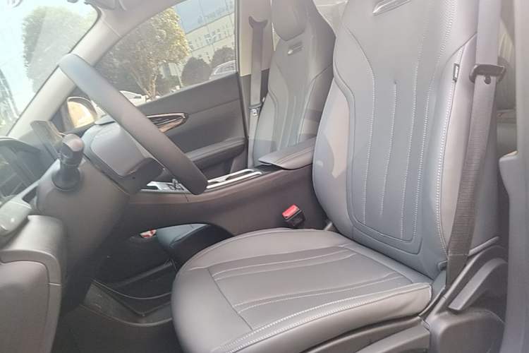 Used Geely Galaxy Geome 2025 310km Youth Edition Left Front Seat
