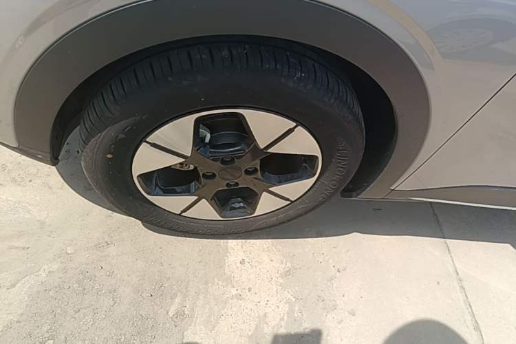 Used Geely Galaxy Geome 2025 310km Dream Edition Left Front Wheel Hub