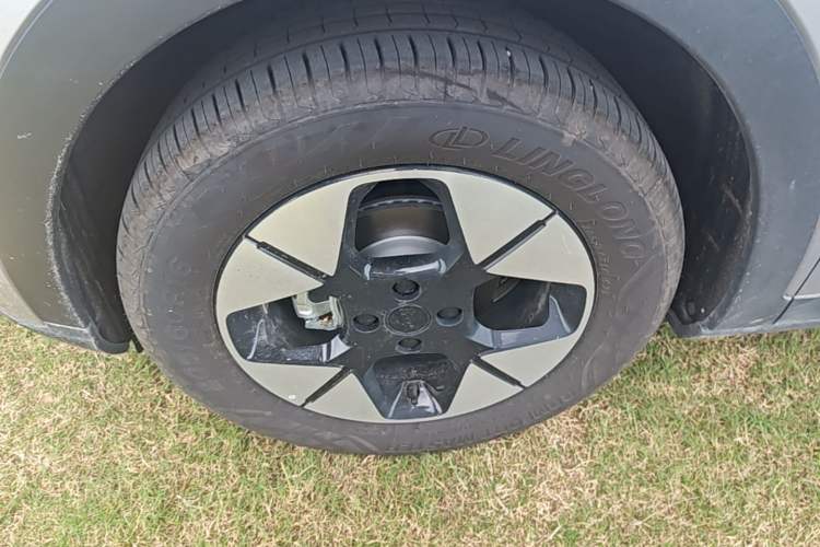 Used Geely Galaxy Geome 2025 310km Dream Edition Left Front Wheel Hub