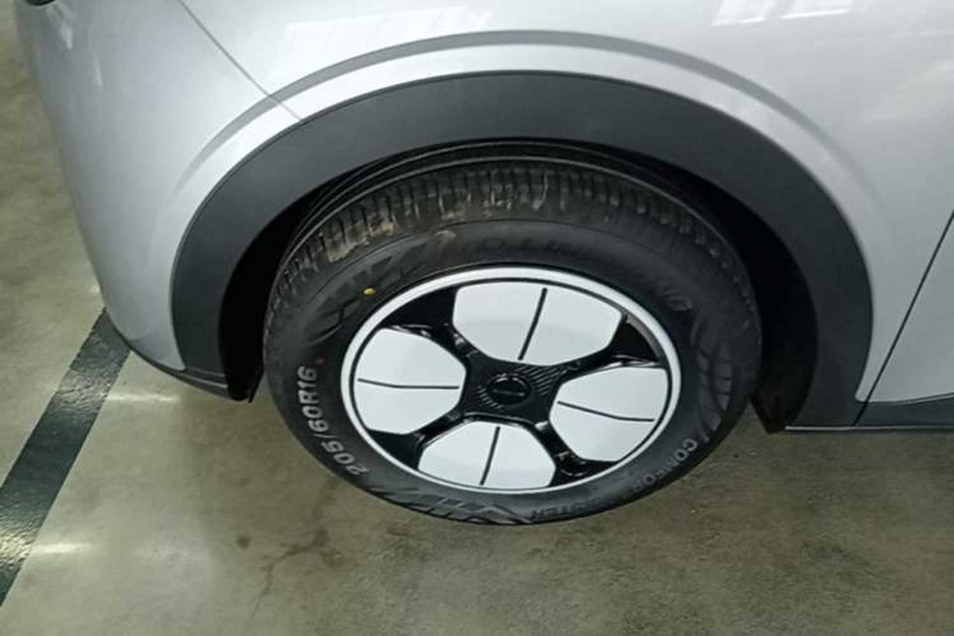 Used Geely Galaxy Geome 2025 310km Youth Edition Left Front Wheel Hub