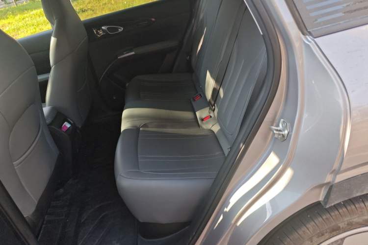 Used Geely Galaxy Geome 2025 310km Youth Edition Left Rear Seat