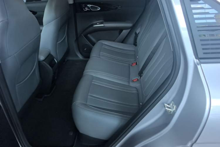 Used Geely Galaxy Geome 2025 310km Dream Edition Left Rear Seat
