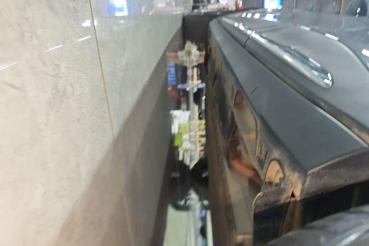 Used Geely Galaxy Geome 2025 UP 410km Exploration Edition Left Side Sill