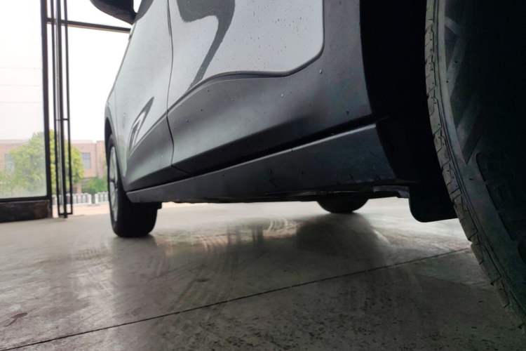 Used Geely Galaxy Geome 2025 310km Youth Edition Left Side Sill