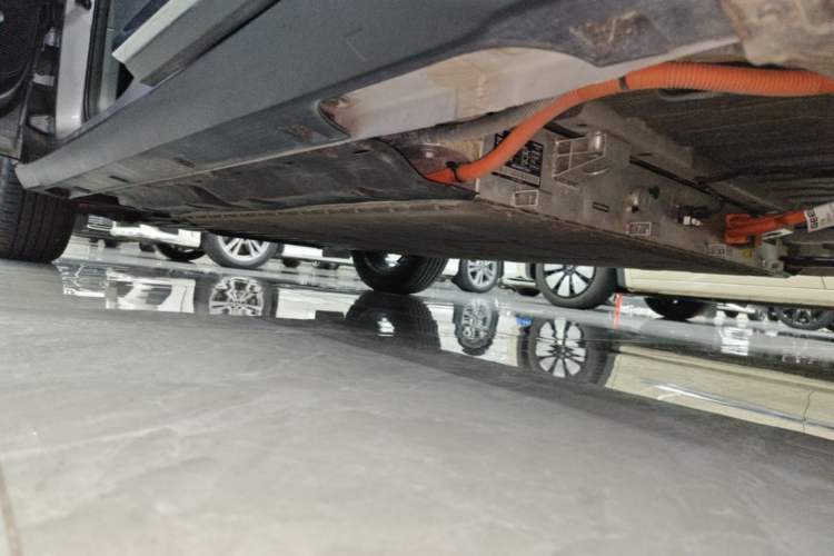 Used Geely Galaxy Geome 2025 310km Dream Edition Left Side Sill