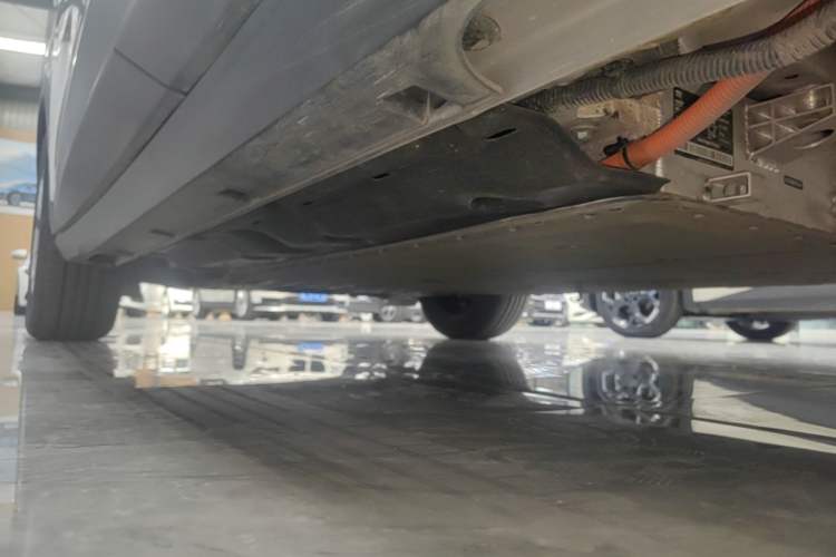 Used Geely Galaxy Geome 2025 310km Youth Edition Left Side Sill