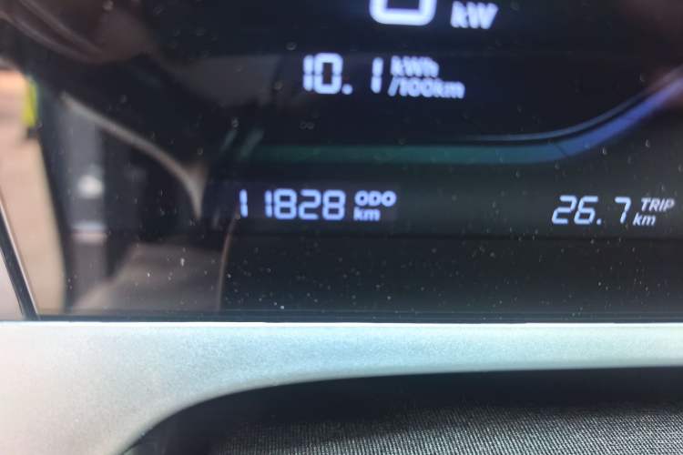 Used Geely Galaxy Geome 2025 310km Dream Edition Odometer Close Up