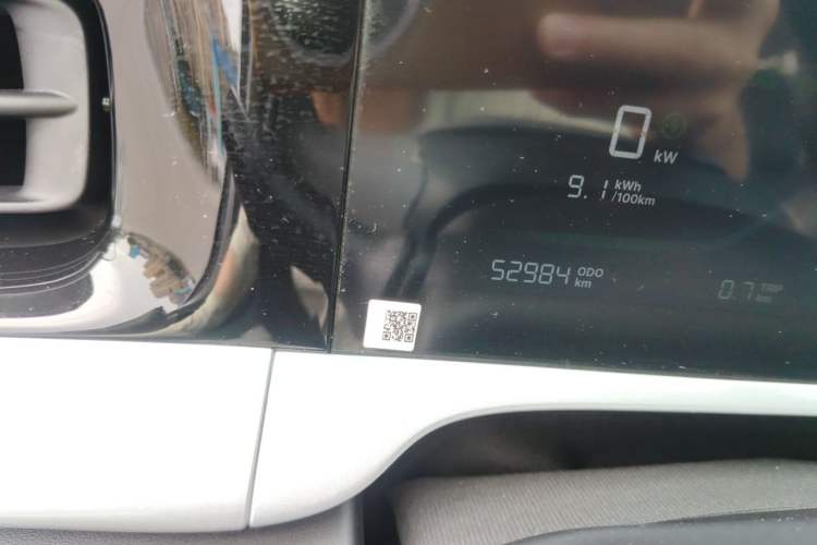 Used Geely Galaxy Geome 2025 410 km Free Version Odometer Close Up