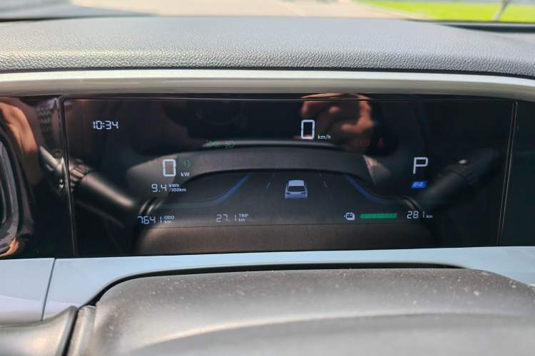 Used Geely Galaxy Geome 2025 310km Dream Edition Odometer Close Up