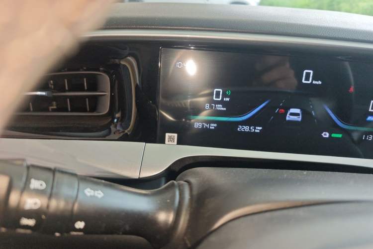 Used Geely Galaxy Geome 2025 310km Youth Edition Odometer Close Up