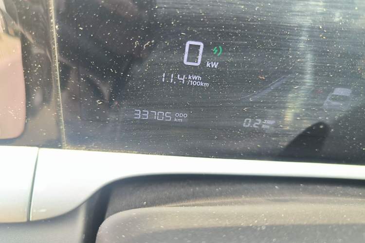 Used Geely Galaxy Geome 2025 310km Youth Edition Odometer Close Up