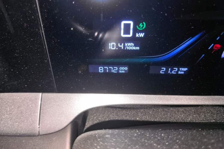 Used Geely Galaxy Geome 2025 310km Youth Edition Odometer Close Up