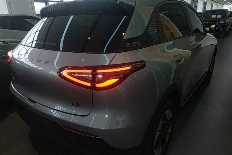 Used Geely Galaxy Geome 2025 310km Dream Edition Rear Right 45 Deg