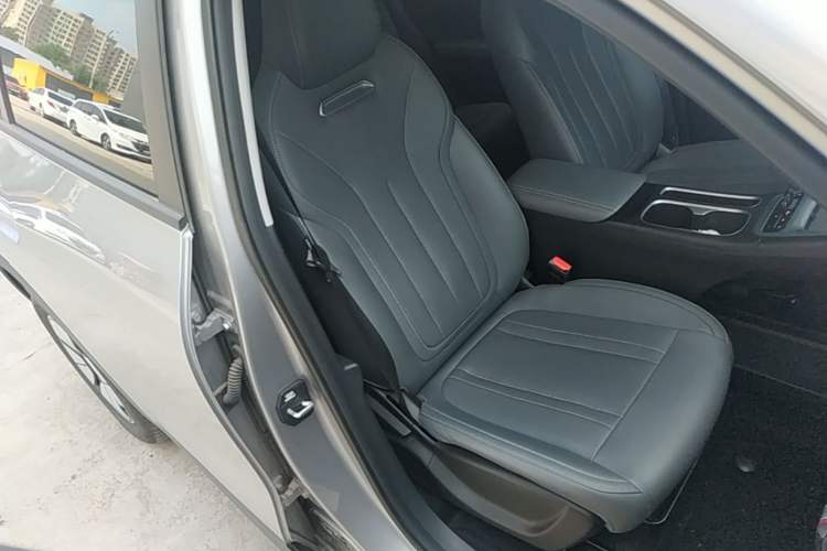 Used Geely Galaxy Geome 2025 310km Youth Edition Right Front Seat